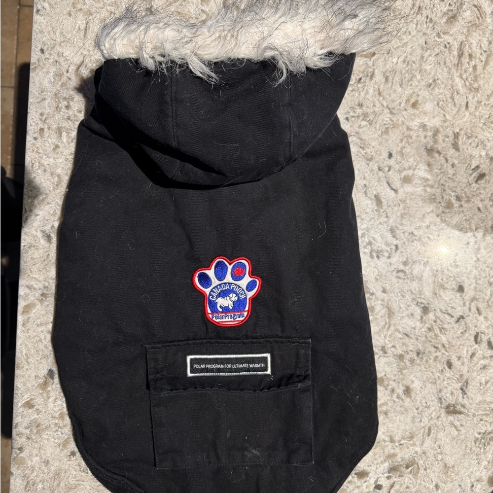 Canada Pooch winter parka size 18